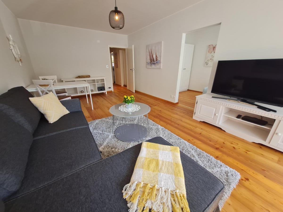 Wohnung Fleethoern - Zentral, Ruhig, Mit Parkplatz Und Balkon Kiel Exterior photo